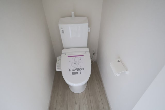 《仲介手数料無料》南区辻２丁目21-1(2号棟)新築一戸建てケイアイスタイルのトイレ|2025年10月3日 11:20 曇り