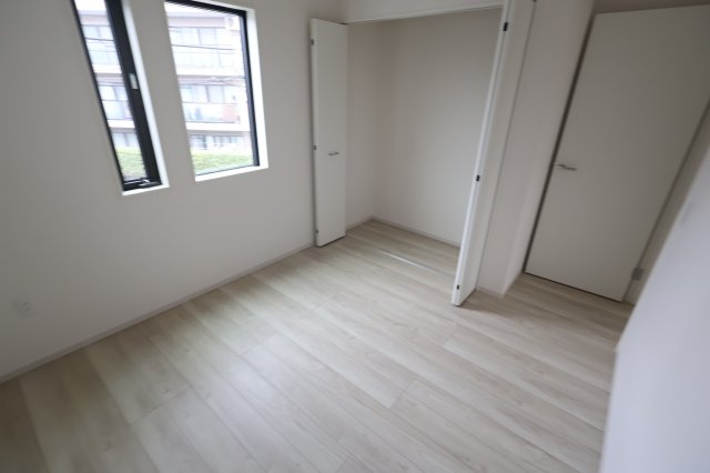 《仲介手数料無料》南区辻２丁目21-1(2号棟)新築一戸建てケイアイスタイルの洋室|2025年10月3日 11:20 曇り