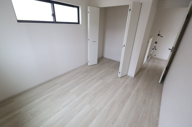 《仲介手数料無料》南区辻２丁目21-1新築一戸建てケイアイスタイルの洋室|2025年10月3日 11:20 曇り