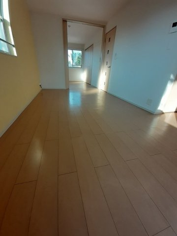 アミティエ１号館の居間・リビング