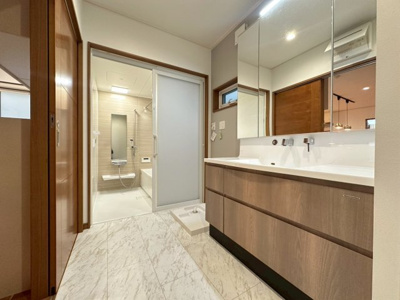 【洗面所】 | 豊中市北緑丘1丁目貸家