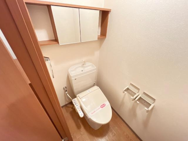 ル・クプルⅡのトイレ|シャワー付トイレ