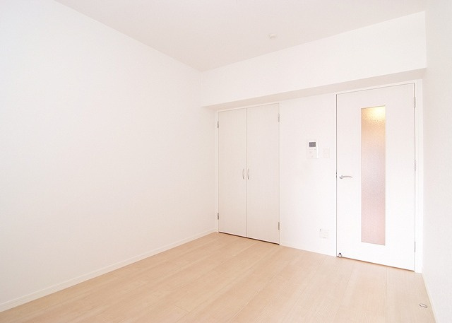 新品家具付きマンション渡辺通30(KaGood福岡)の居間・リビング