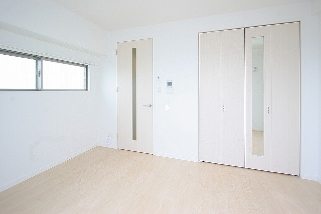 新品家具付きマンション千早1(KaGood福岡)の洋室