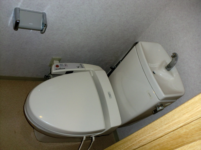 新品家具付きマンション赤坂21(KaGood福岡)のトイレ