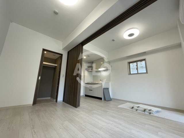 エステムコート新梅田の居間・リビング|エステムコート新梅田　ダイニングスペース