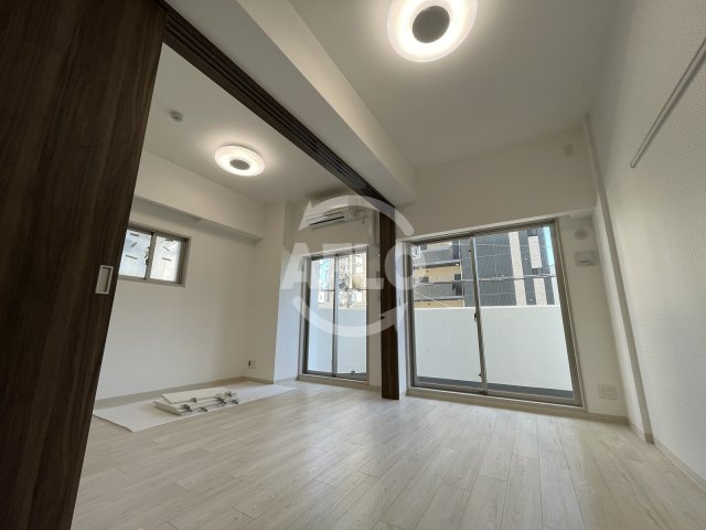 エステムコート新梅田の洋室|エステムコート新梅田　洋室ダイニングスペース