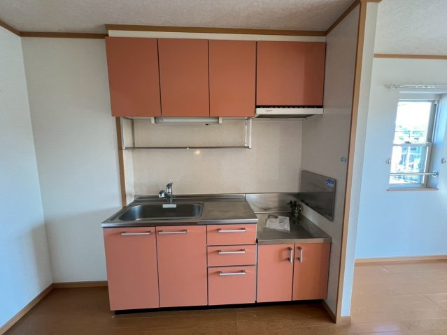 ブリッサ桜岡Ａのキッチン