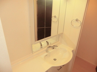 カーサフォレスタ塚口の独立洗面台