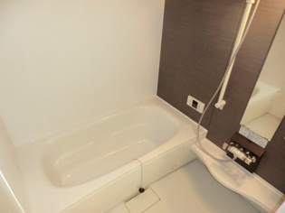 カーサフォレスタ塚口の浴室