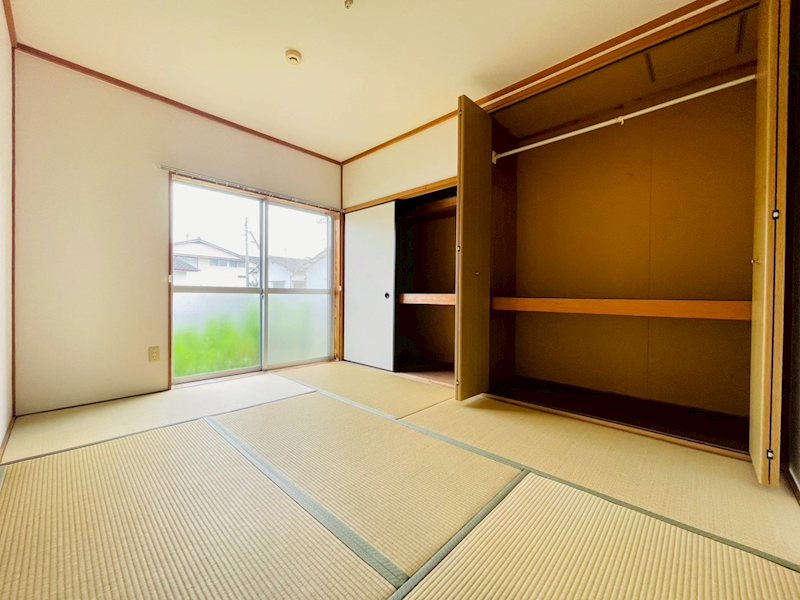 アメニティ出水Ⅲの和室