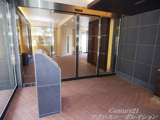 イーグル山手のエントランス