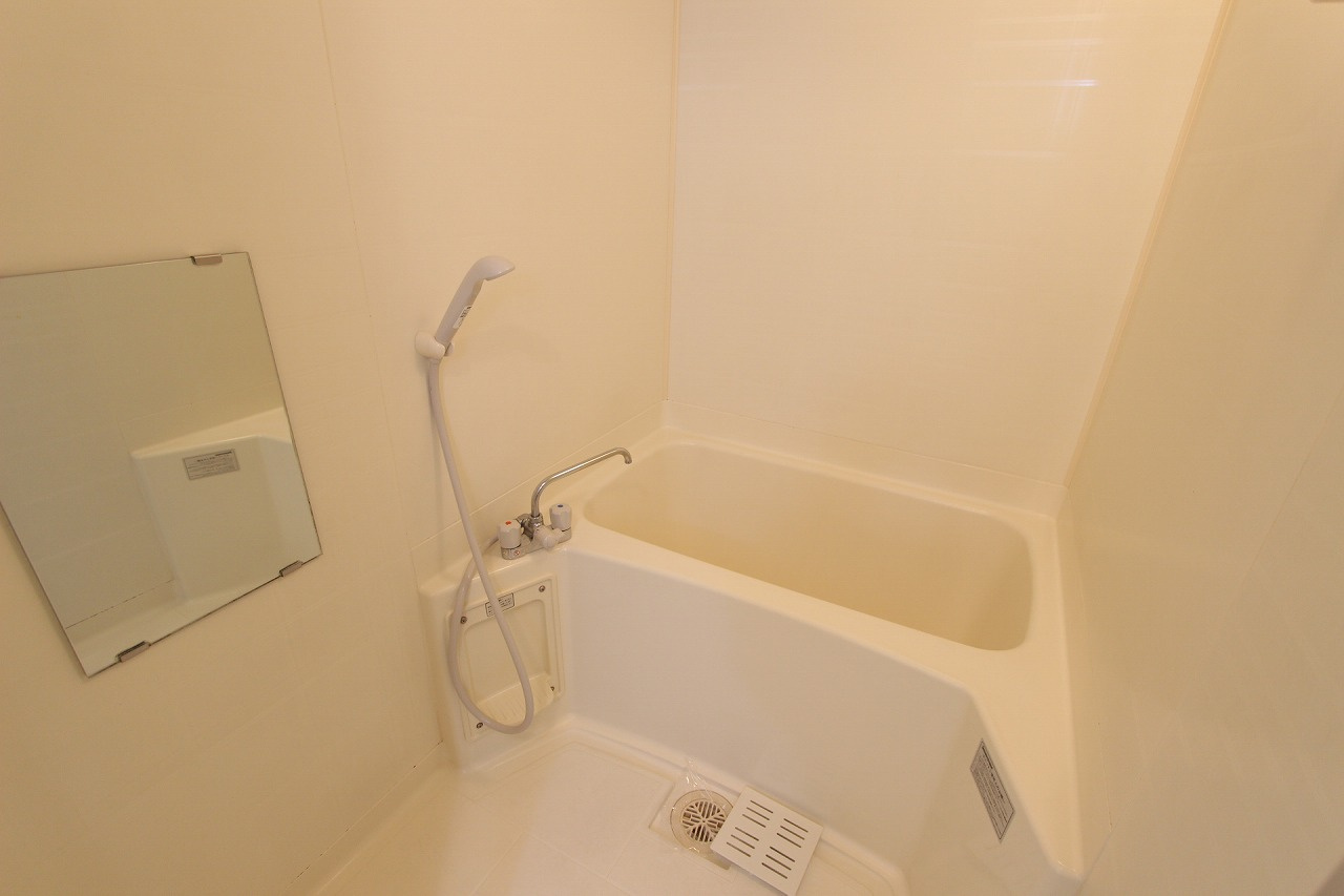 グランデ松蔭の浴室