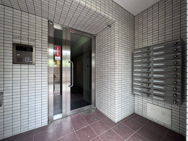 ジョヴァノッティ杉本のエントランス