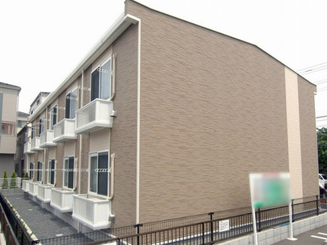 レオパレスダイヤパークの外観