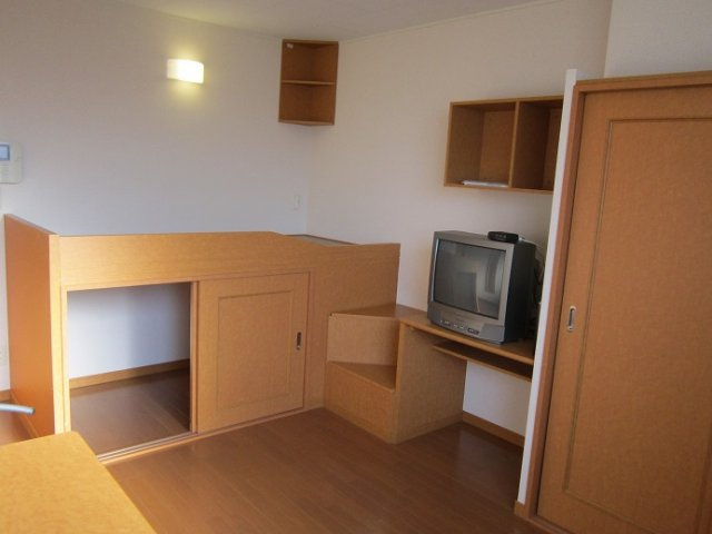 レオパレスダイヤパークの居間・リビング