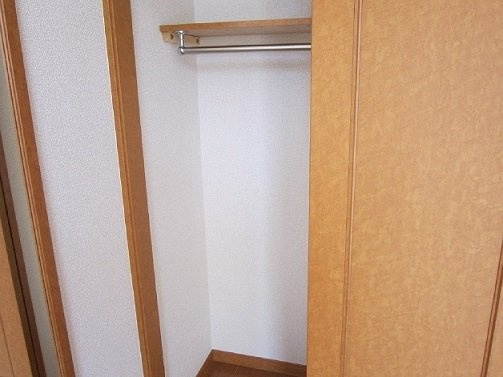 レオパレスエレガンスオキノミヤの内装