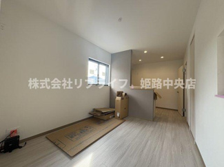 【居間・リビング】 | オーシャンコート北今宿　A棟