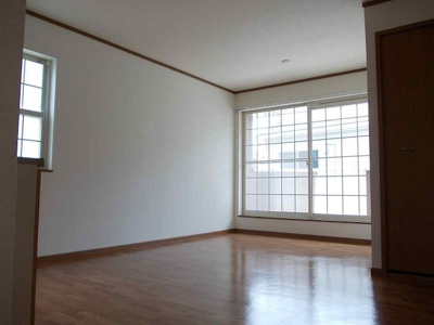 【バルコニー】 | ハピネス御立 | お洗濯にも便利なバルコニー付き