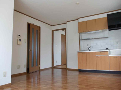 【居間・リビング】 | ハピネス御立 | こちらのリビングで趣味の時間をお楽しみください