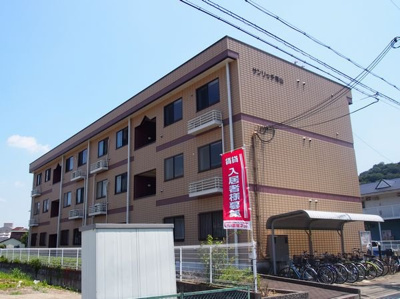 【外観】 | サンリッチ青山 | 物件の外観です