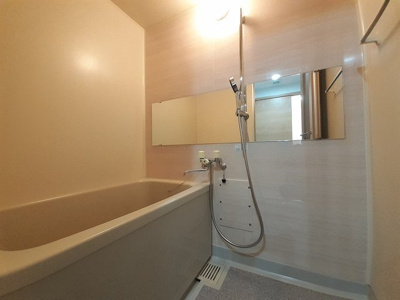 【浴室】 | サンリッチ青山 | お風呂です