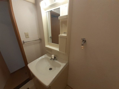 【洗面所】 | フォレスト | 使いやすい洗面所です