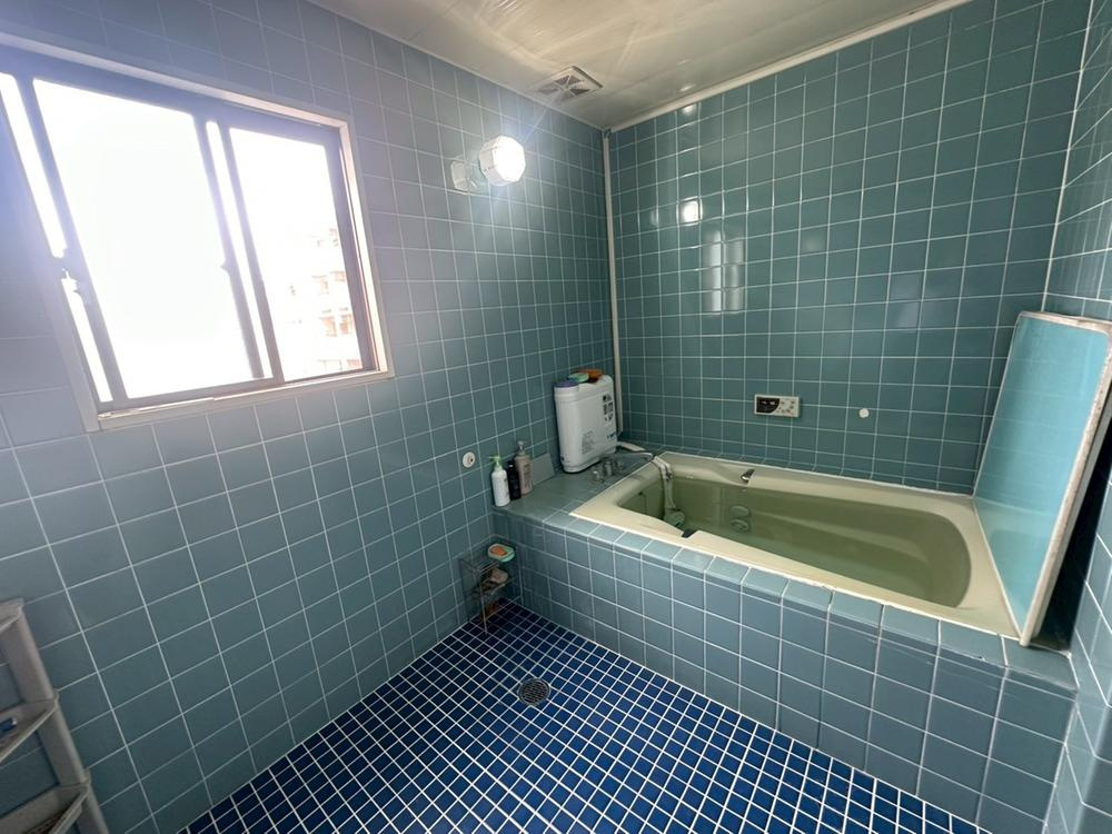 大久保町1丁目　中古一戸建ての浴室|ユニットバス
■物件内覧・資金計画相談・住宅ローン相談、リフォーム相談、お問合せ受付中■
※当日・翌日のご内覧、ご相談はお電話でのお問合せがスムーズです！