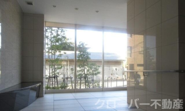 アルファスマート丸亀城西Ⅱのエントランス