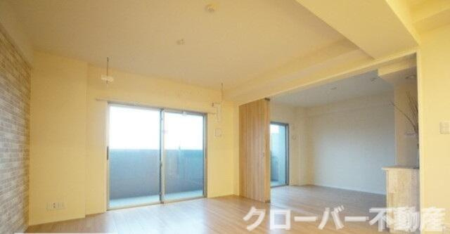 アルファスマート丸亀城西Ⅱの居間・リビング