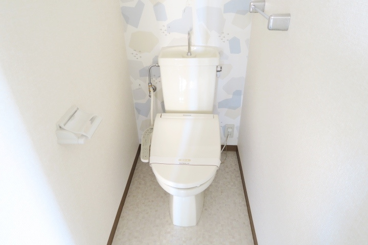 リヴィエールⅠのトイレ|別号室の写真です