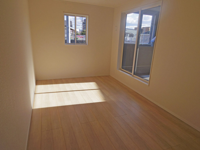 【洋室】 | 裾野市佐野第7 新築建売分譲住宅 土地＋建物 TW05877 | 裾野市佐野3号棟　洋室7.5帖 ※令和8年1月6日撮影写真