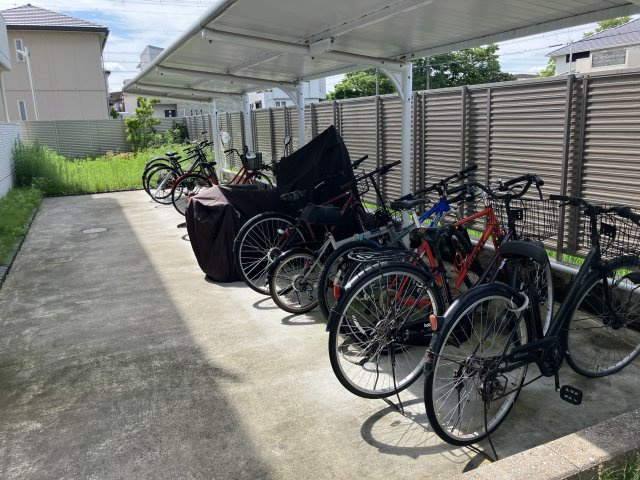 ホームクラルスのその他共用部分|駐輪場です