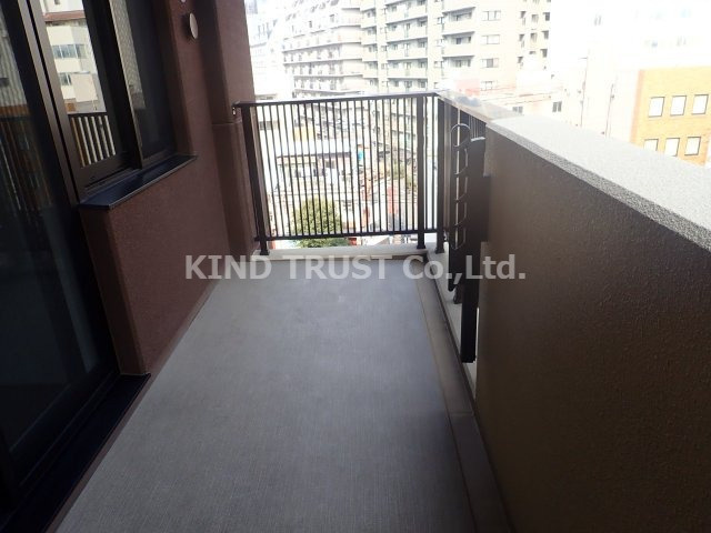 ブリリアント同心のバルコニー