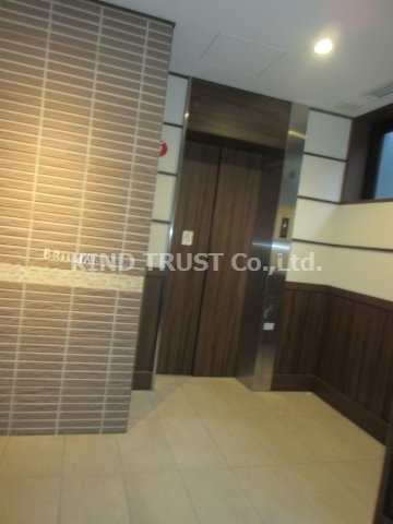 ブリリアント同心のロビー