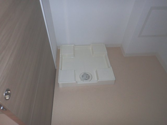 ブリリアント同心の洗面所|室内洗濯機置き場です