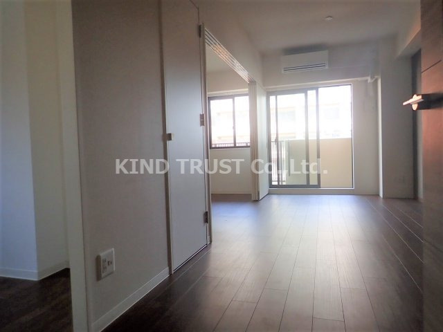 ブリリアント同心の居間・リビング