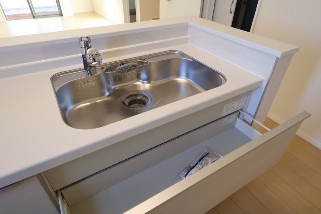 《仲介手数料無料》緑区大字三室615-1(D号棟)新築一戸建てハートフルタウンのキッチン