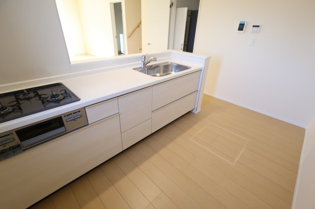 《仲介手数料無料》緑区大字三室615-1(D号棟)新築一戸建てハートフルタウンのキッチン