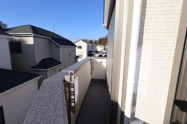 《仲介手数料無料》緑区大字三室615-1(D号棟)新築一戸建てハートフルタウンのバルコニー