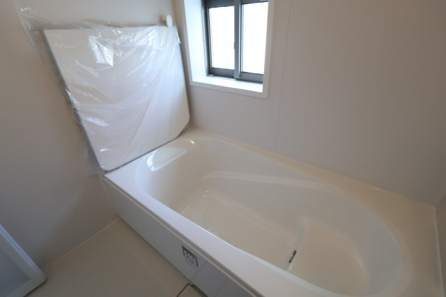 《仲介手数料無料》緑区大字三室615-1(F号棟)新築一戸建てハートフルタウンの浴室