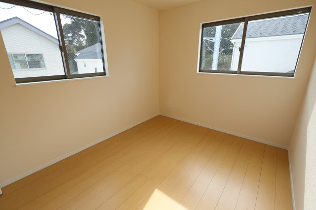 《仲介手数料無料》緑区大字三室615-1(F号棟)新築一戸建てハートフルタウンの洋室