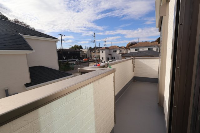 《仲介手数料無料》緑区大字三室615-1(F号棟)新築一戸建てハートフルタウンのバルコニー