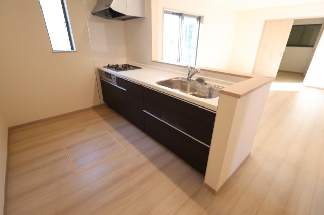 《仲介手数料無料》緑区大字三室615-1新築一戸建てハートフルタウンのキッチン