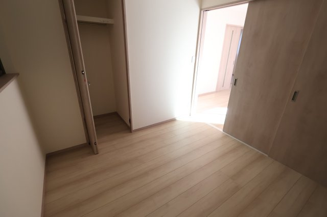 《仲介手数料無料》緑区大字三室615-1新築一戸建てハートフルタウンの洋室