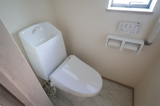 《仲介手数料無料》緑区大字三室615-1新築一戸建てハートフルタウンのトイレ