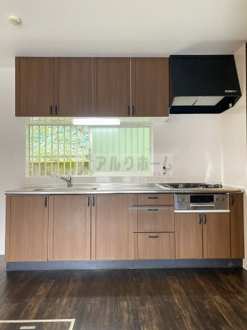 国分東条町一戸建て（SAN）のキッチン