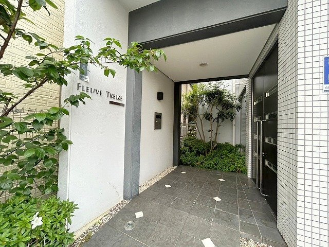 フルーヴトレーズのエントランス