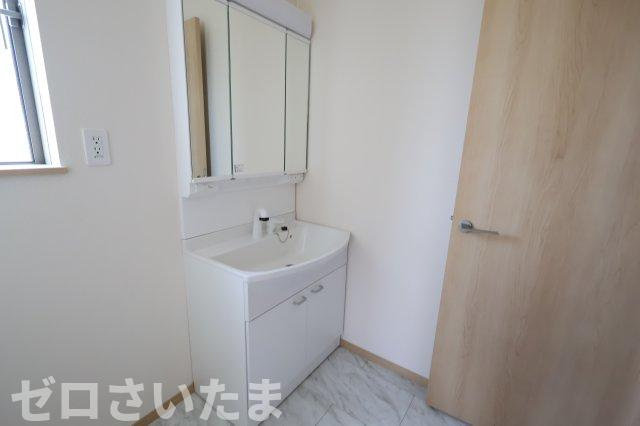 《仲介手数料無料》緑区大字三室615-1新築一戸建てハートフルタウンの独立洗面台
