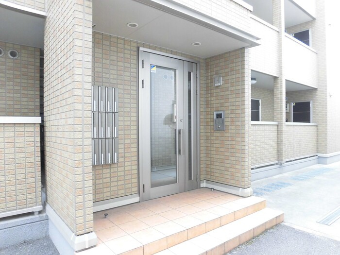 サニーコートのエントランス